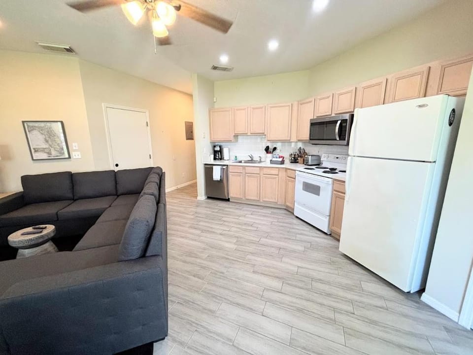 Right Direction Rentals 1 Bedroom Villa 9970 Villa in Port Saint Lucie