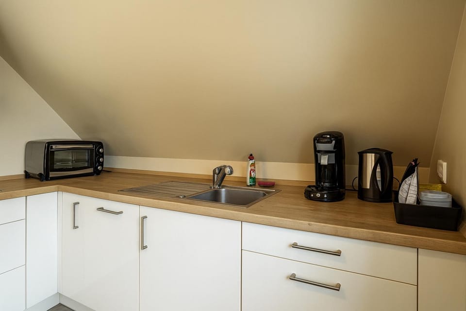 Coffee/tea facilities, Kitchen or kitchenette