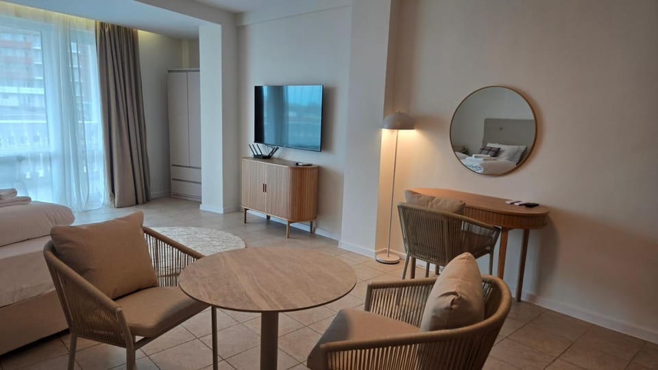TV and multimedia, Living room, Seating area, Dining area, heating, internet, wardrobe