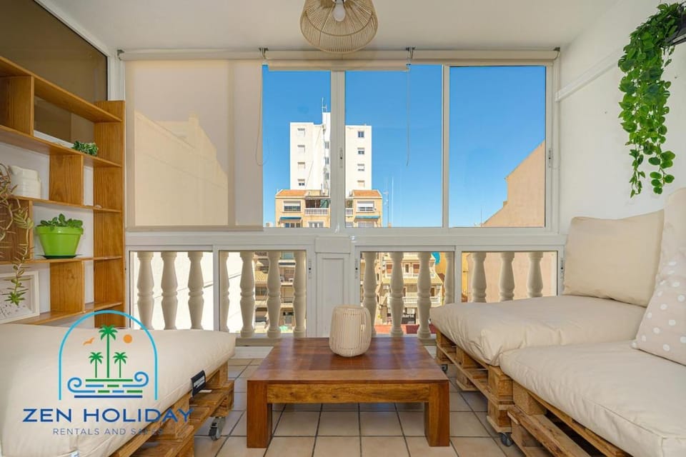 Central duplex with pool near the beach Apartment in El Campello