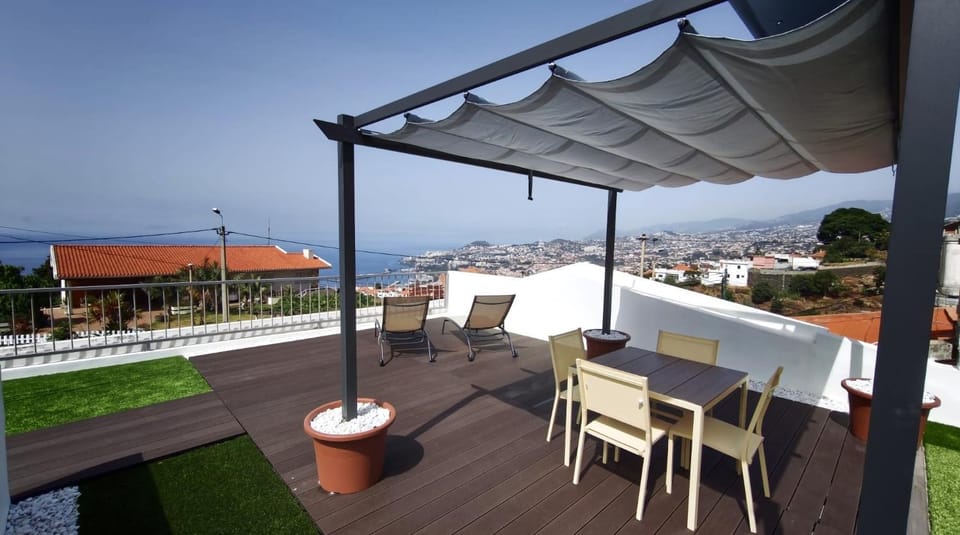 Palheiro's Dreaming View House by Mth House in Funchal
