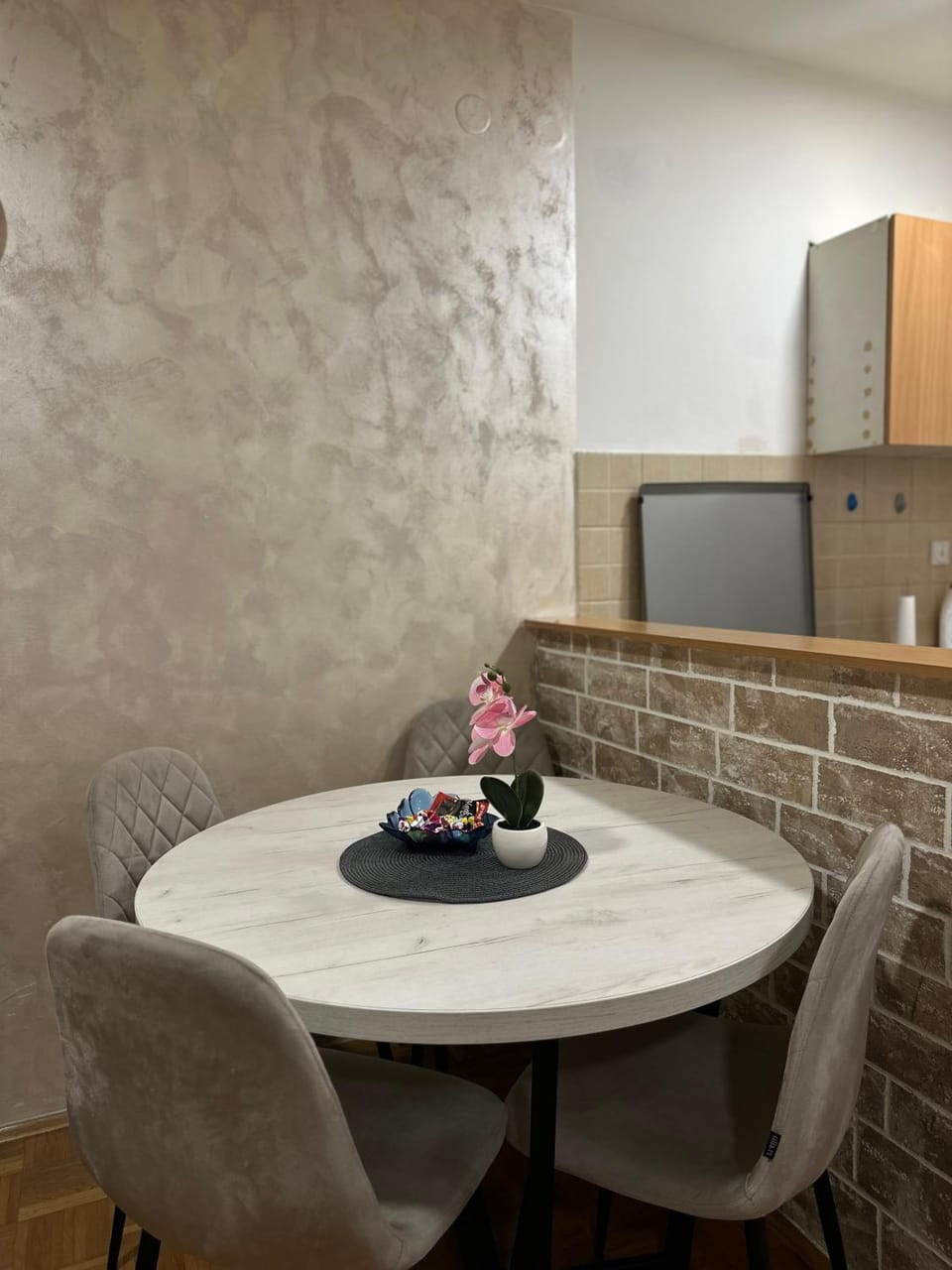 Sahara Apartman Obrenovac Apartment in Serbia