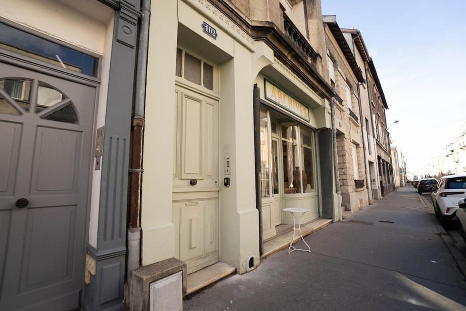 Royal Barbâtre - Cathedral - Basilica Apartment in Reims