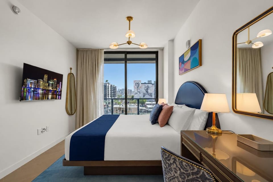 Luxe NoMad Wynwood 1BR Balcony & Rooftop Apartment in Miami