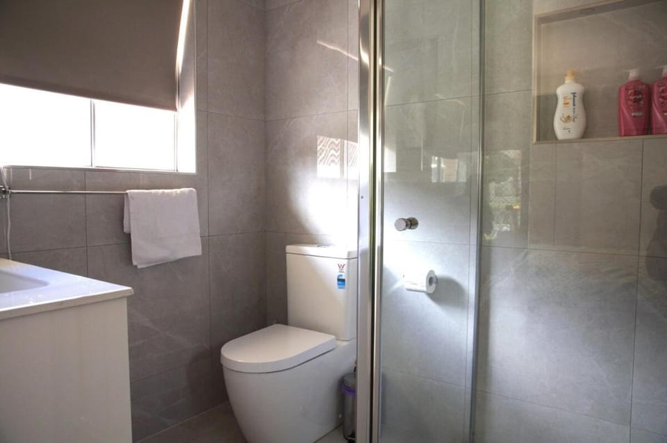 spacious 4 bedroom house in Algester House in Brisbane