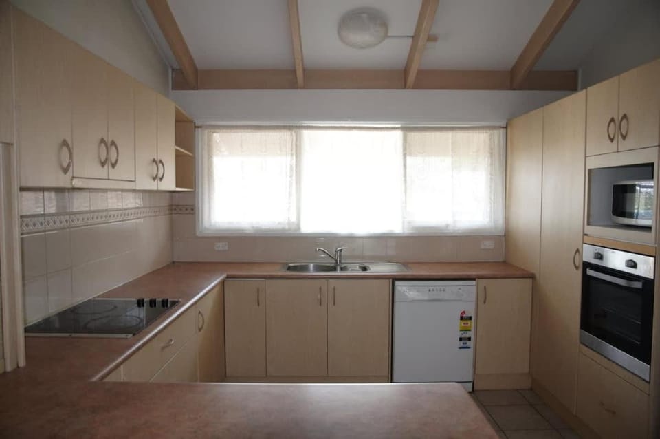 3 Bedroom unit at Sunnybank Hills House in Brisbane