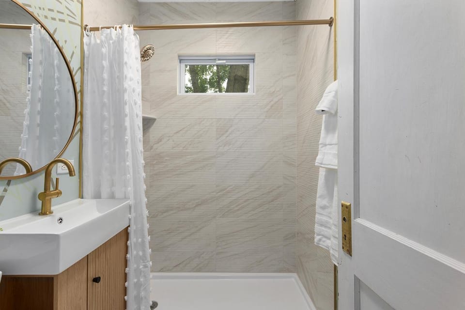 Shower, Bathroom