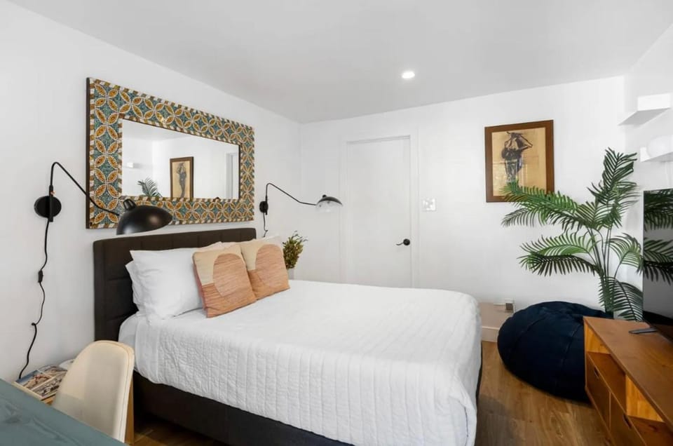 Bed, Bedroom
