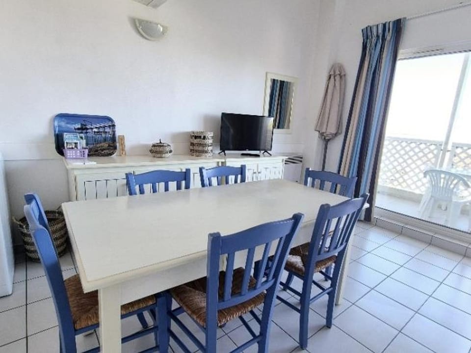 Bel appartement vue mer - 6 pers. - FR-1-879-20 Apartment in Fouras