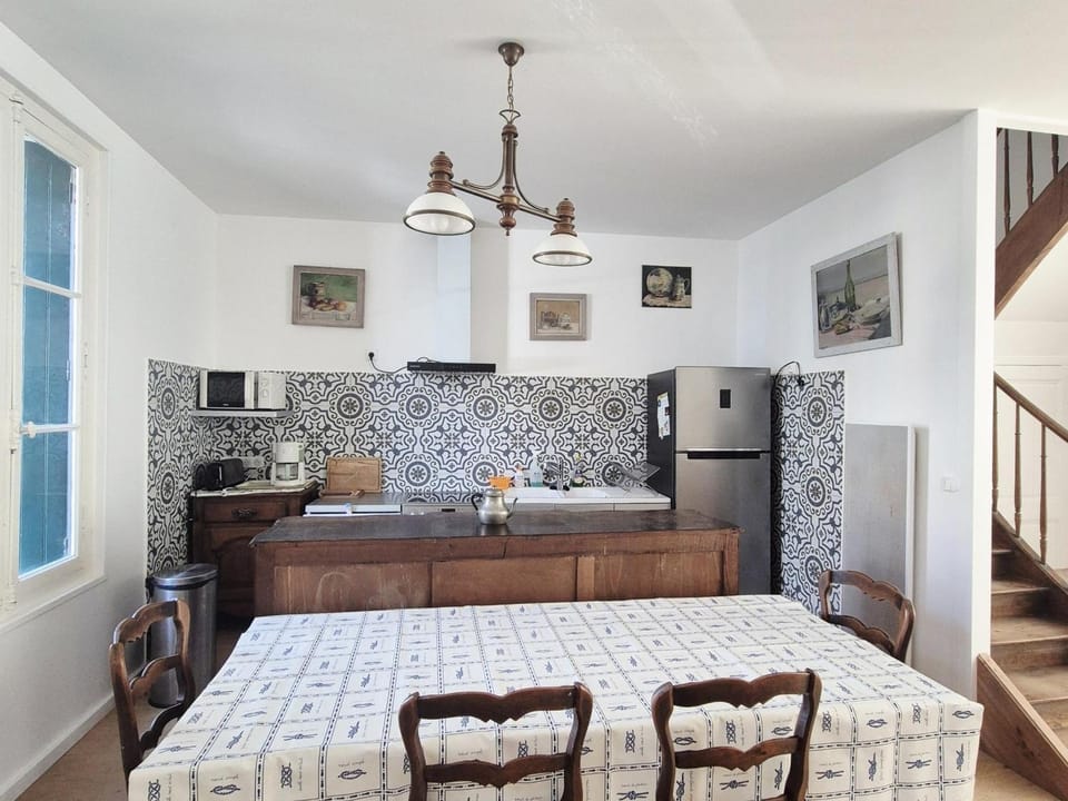 Maison spacieuse proche plage - 9 pers. - FR-1-879-18 House in Fouras