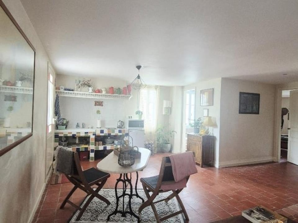 Appartement calme proche plage - 2 pers. - FR-1-879-22 Apartment in Fouras