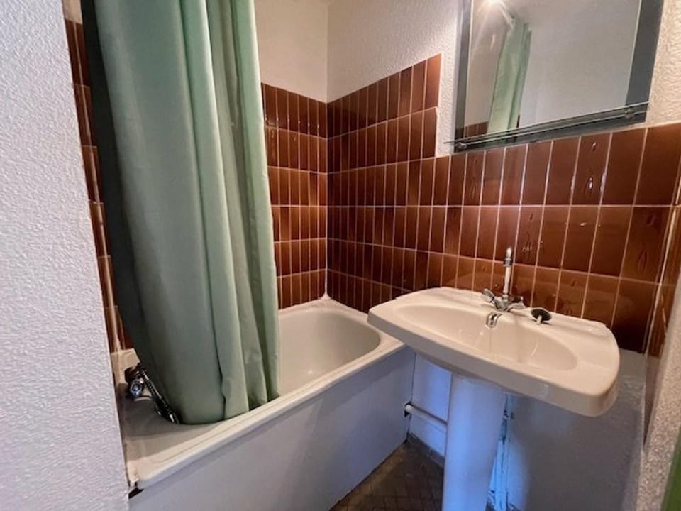 Studio cabine près village naturiste - 4 pers. - FR-1-880-11 Cabin in Agde