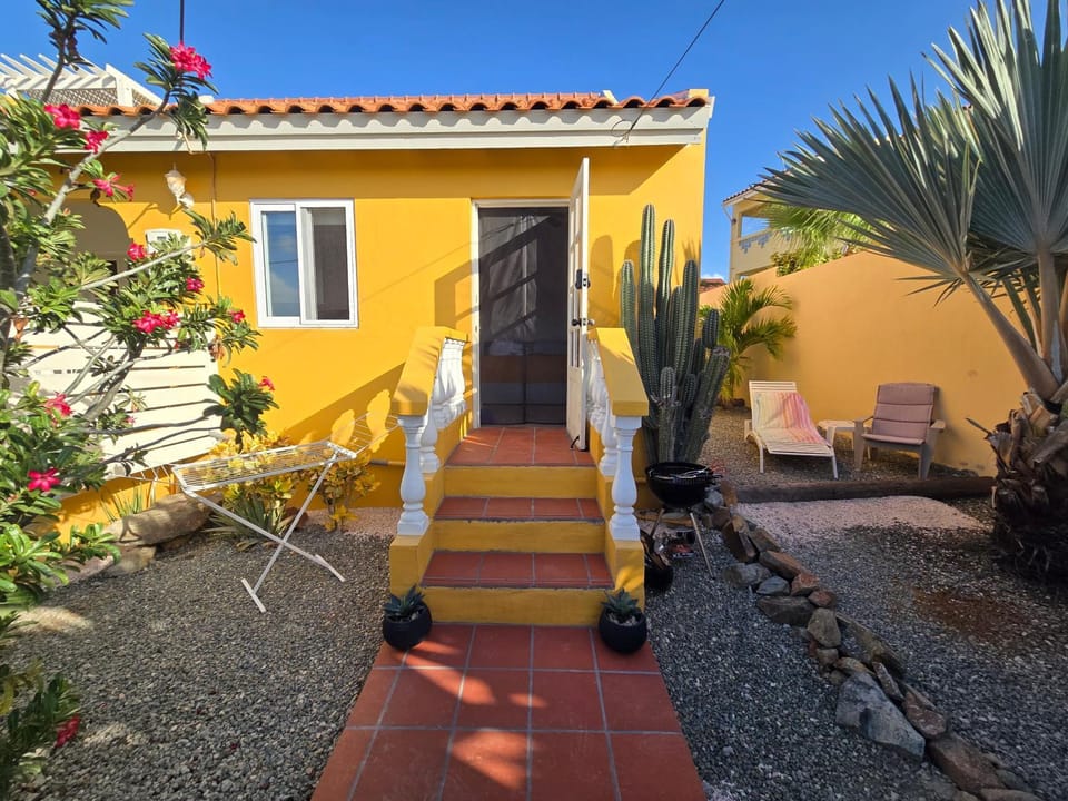 Property building, Garden