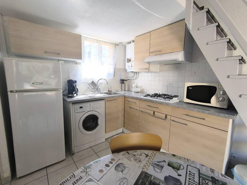 Villa 3 pièces avec parking - 7 pers. - FR-1-880-80 House in Agde