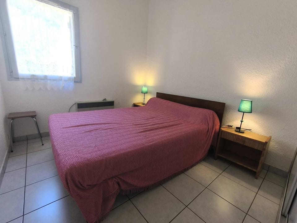 Villa 3 pièces avec parking - 7 pers. - FR-1-880-80 House in Agde
