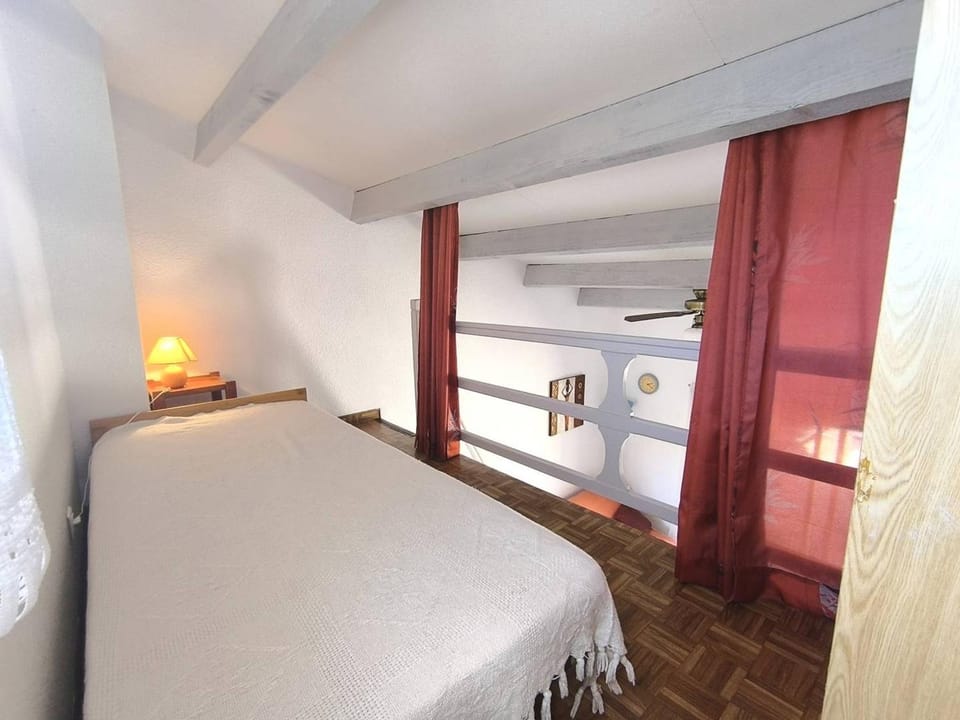 Villa 3 pièces avec parking - 7 pers. - FR-1-880-80 House in Agde