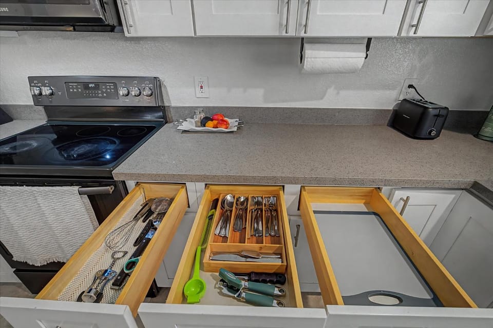 kitchen, kitchen
