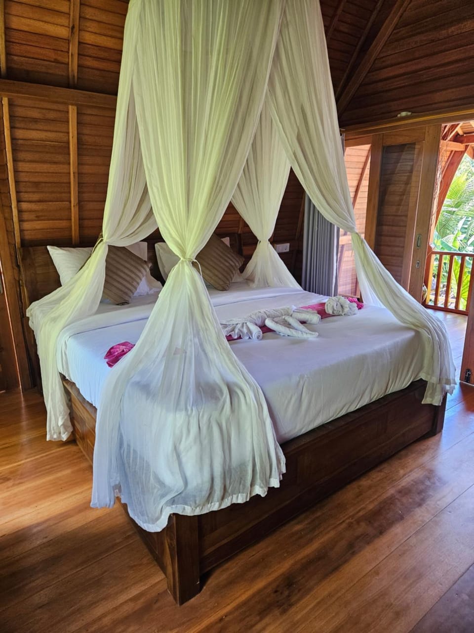 Kubu Dangin Ogang Guest House Bed and Breakfast in Sidemen