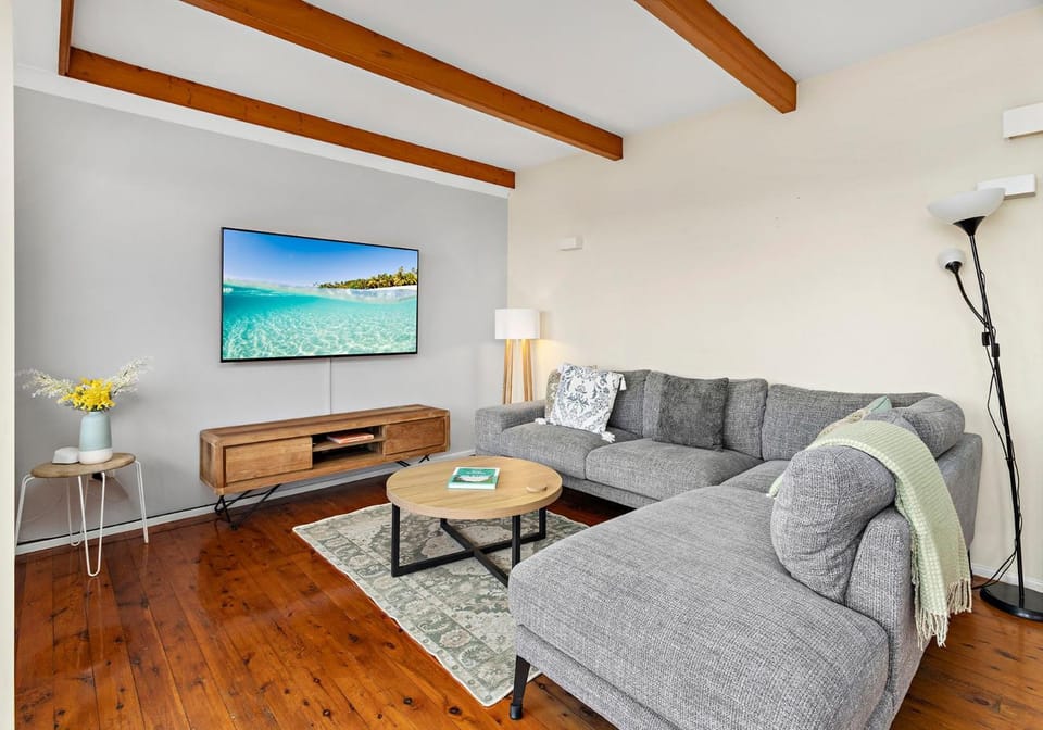 Tabone on Jones House in Kiama Downs