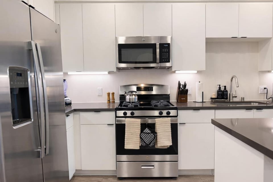 Coffee/tea facilities, Kitchen or kitchenette, Food and drinks, Food, dishwasher, oven, stove, toaster