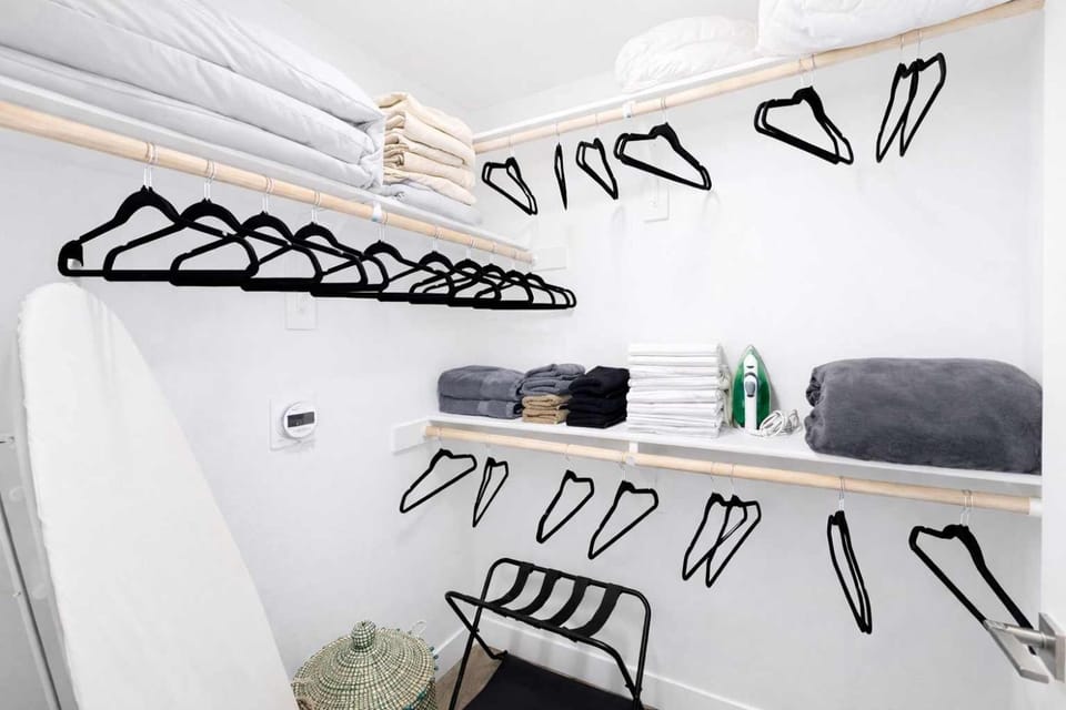 towels, wardrobe