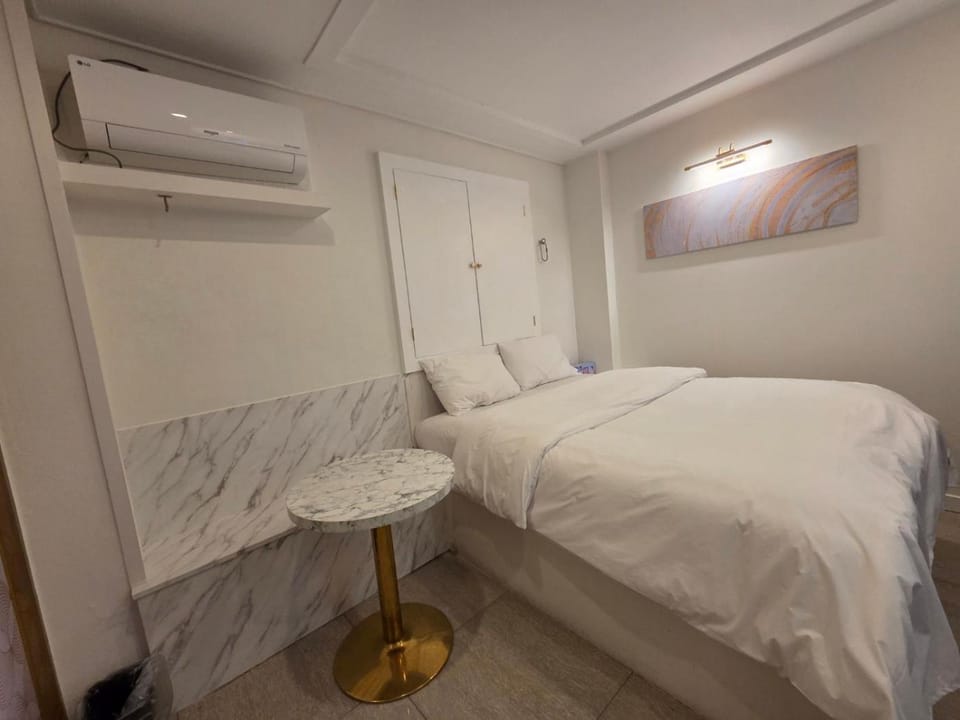 호텔 더스테이낭만 평리점 Hotel in Daegu