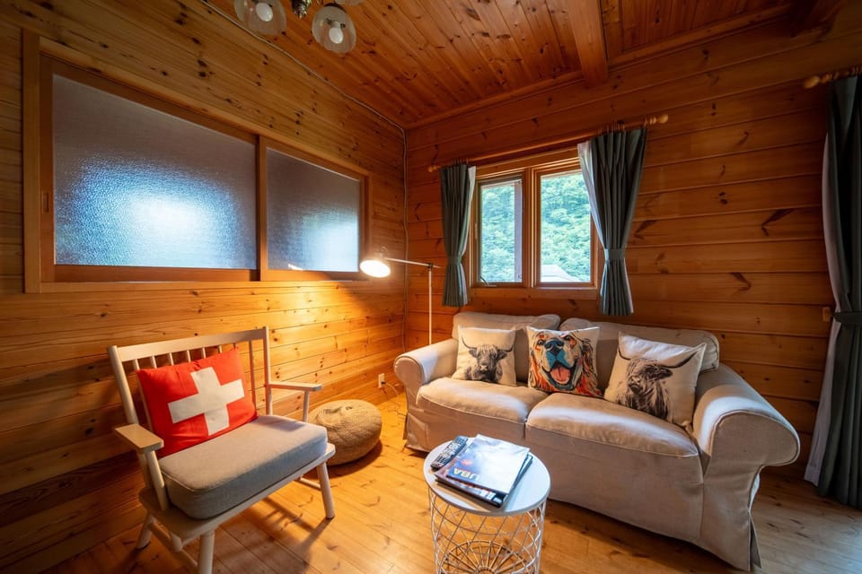 Swiss Chalet Hakuba Apartment in Hakuba