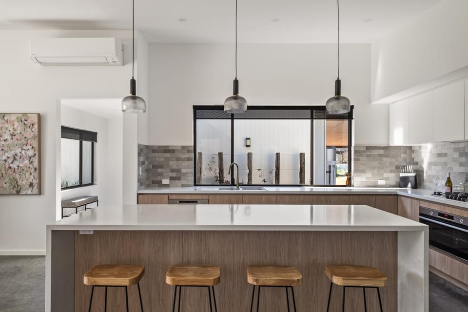 Timber & Tide Retreat - Modern Margaret River Escape with Firepit House in Margaret River