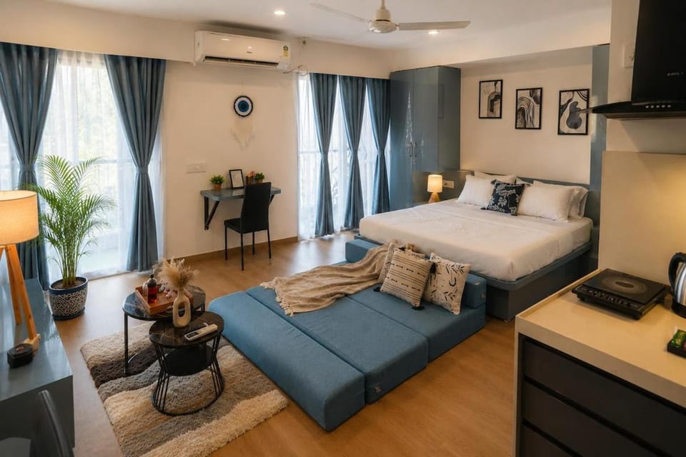 Olyra Living Cozy Luxury Near Airport Apartment in Pune