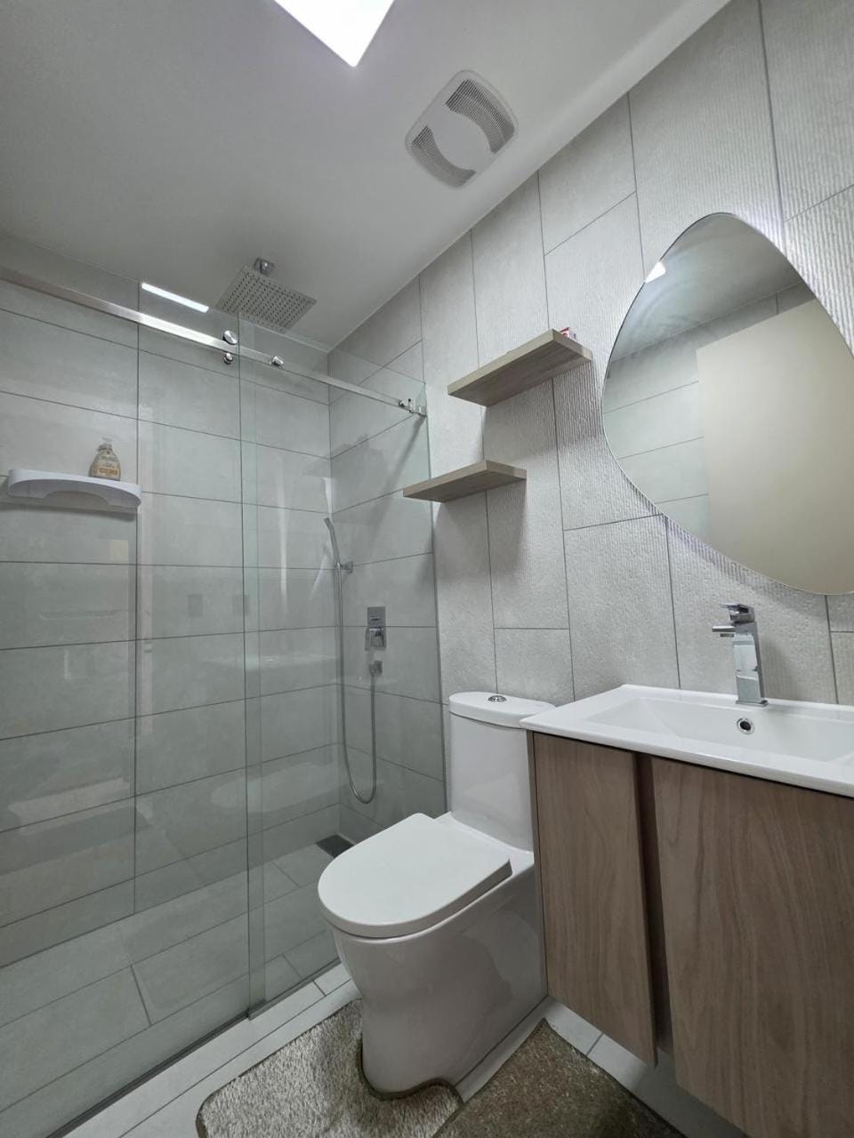 Shower, Toilet, Bathroom