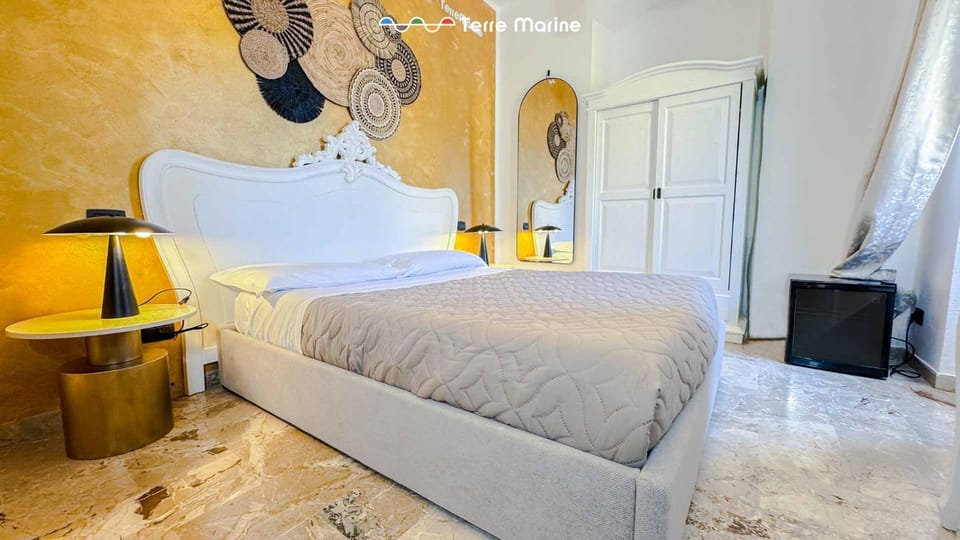 Terre Marine Rooms Bed and Breakfast in Manarola