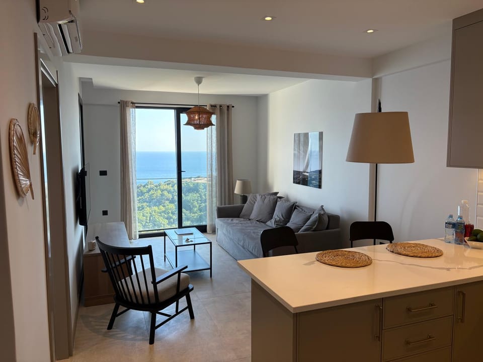 Living room, Sea view
