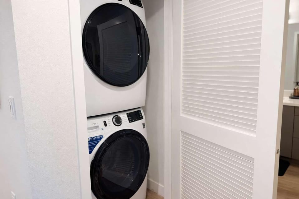 laundry, washing machine, dryer