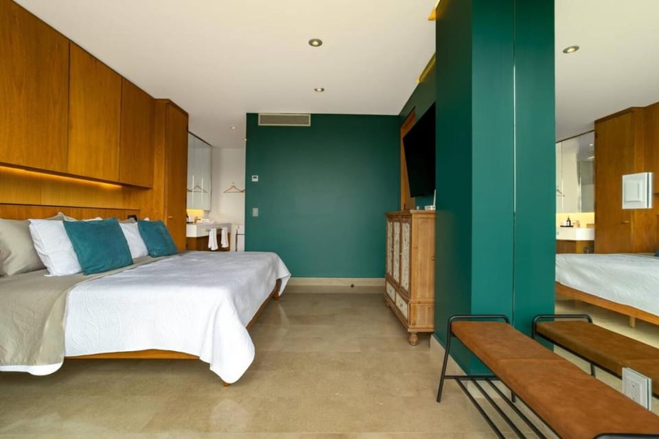 Zantamar Beachfront Luxury Condo 2 Bedrooms with Ocean View Apartment in La Cruz de Huanacaxtle