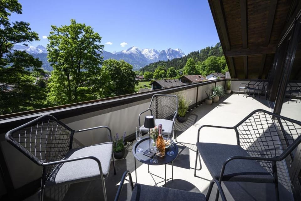 View (from property/room), Balcony/Terrace