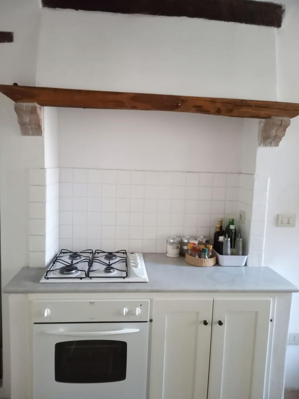 Kitchen or kitchenette, kitchen, kitchen