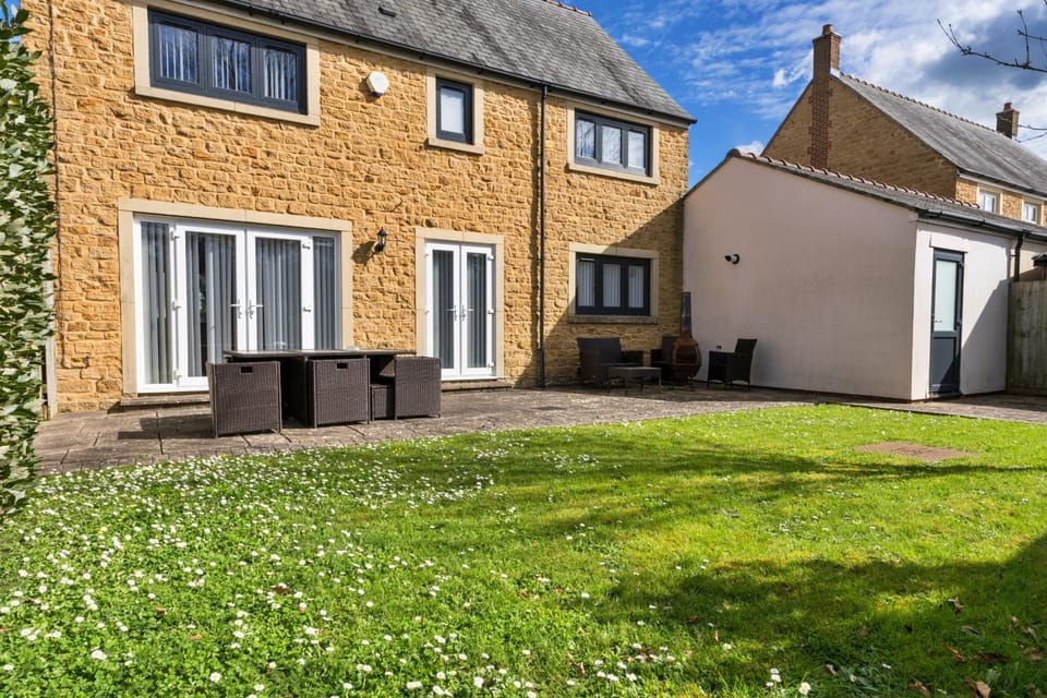 Patio, Garden, Garden view