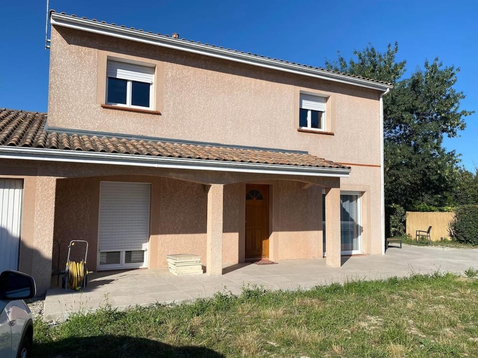 Villa avec piscine privée proche Toulouse Villa in Occitanie