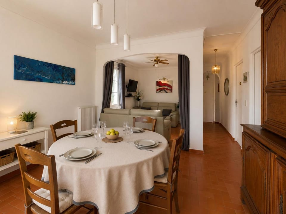 La Villa Chante Brise - proche de la plage - Calme House in Saint-Raphael