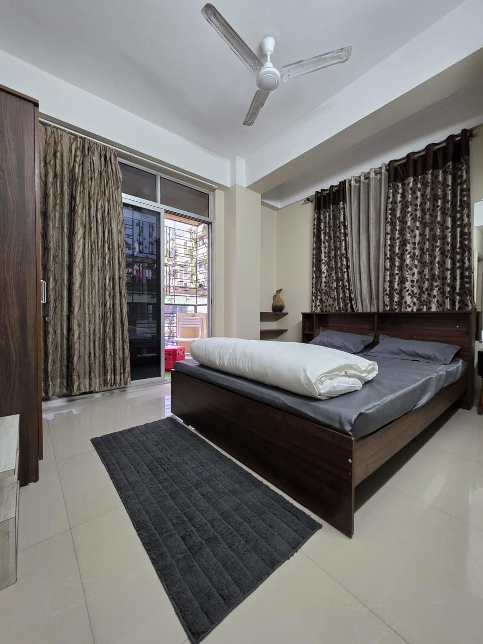 Senehor Thikona Apartment in India
