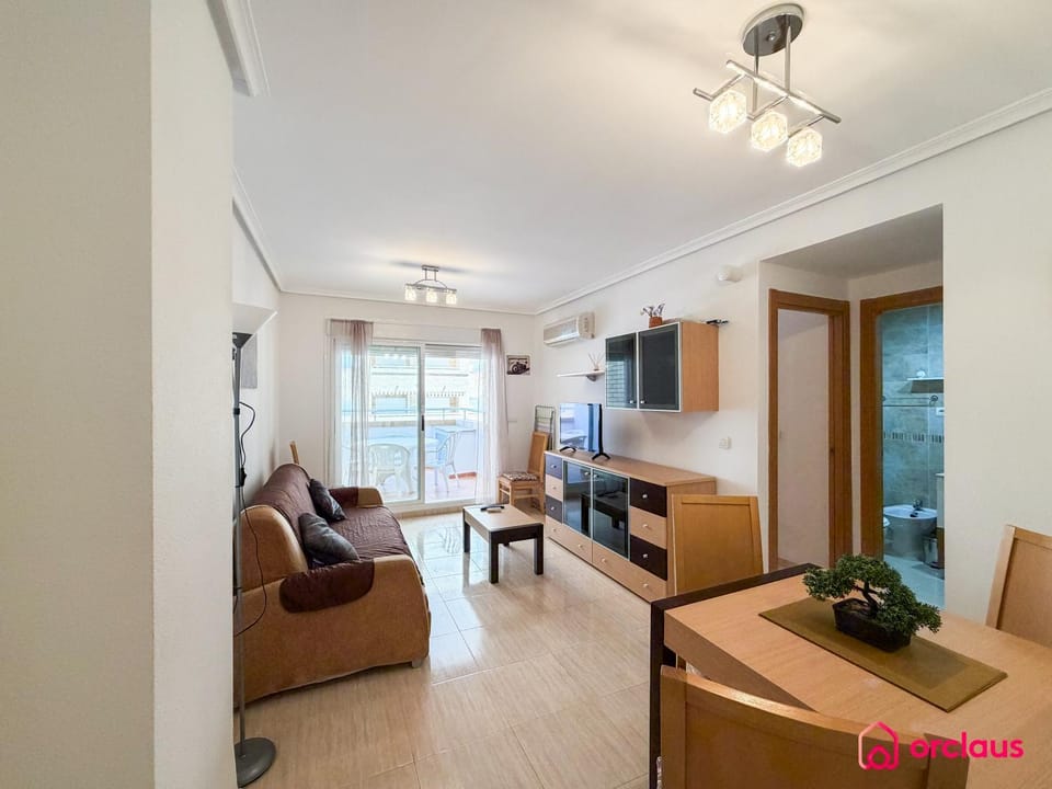 Living room, air conditioner