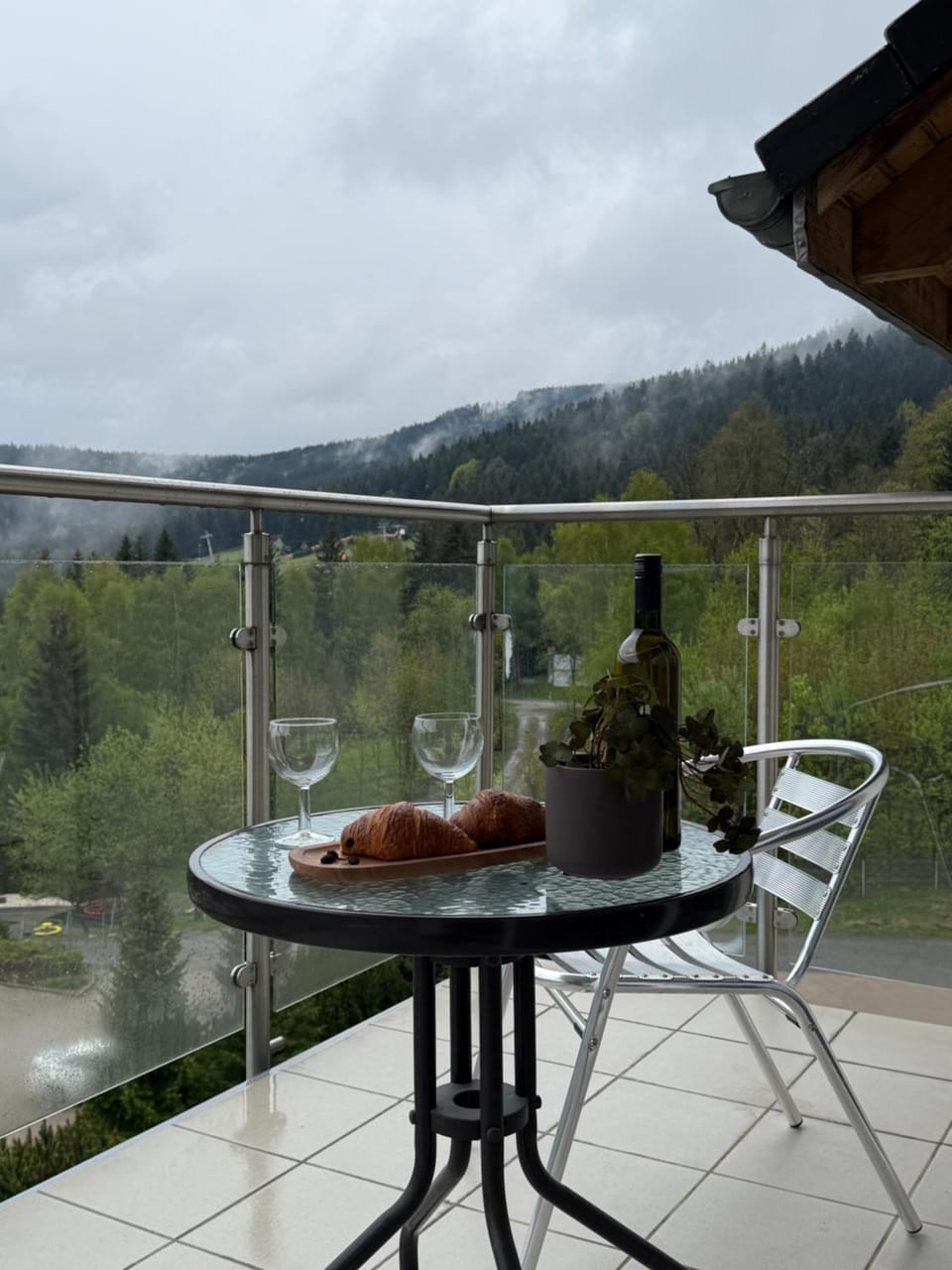 View (from property/room), Balcony/Terrace