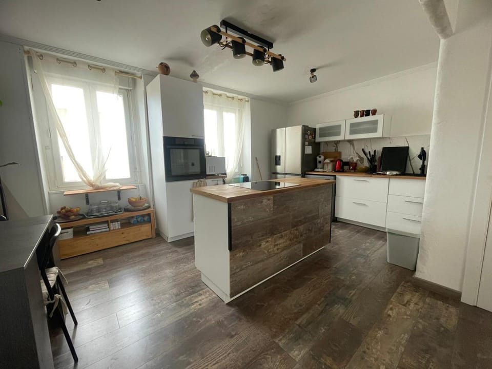 dishwasher, oven, stove