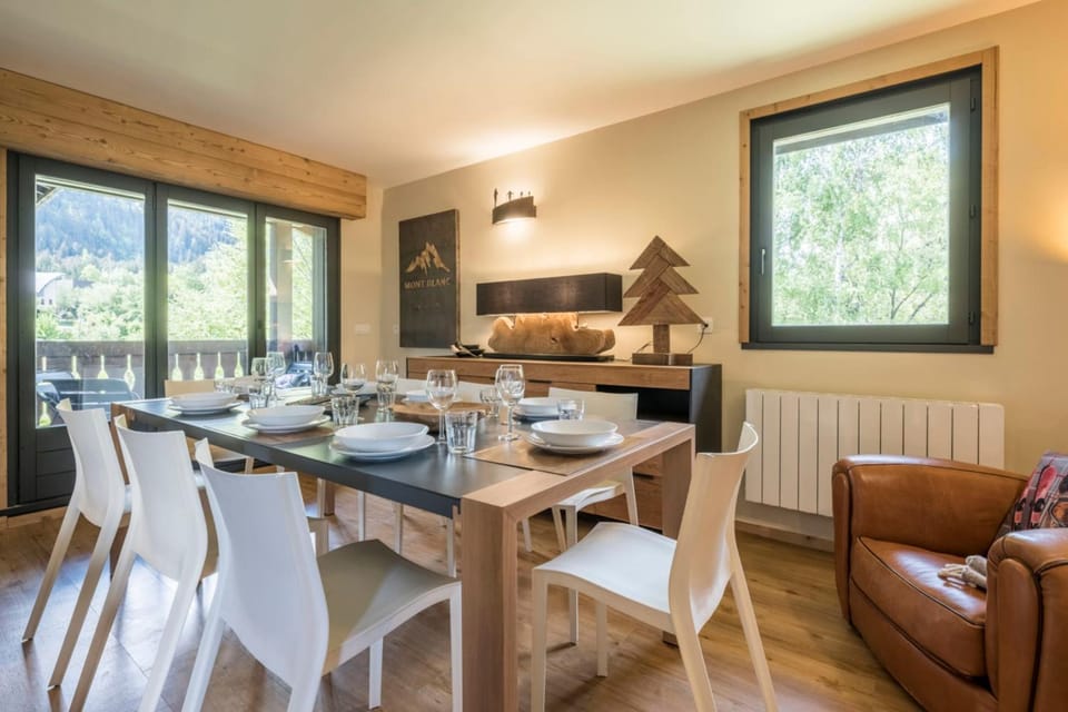 Stunning flat with Mont Blanc's view and balconies Apartment in Chamonix