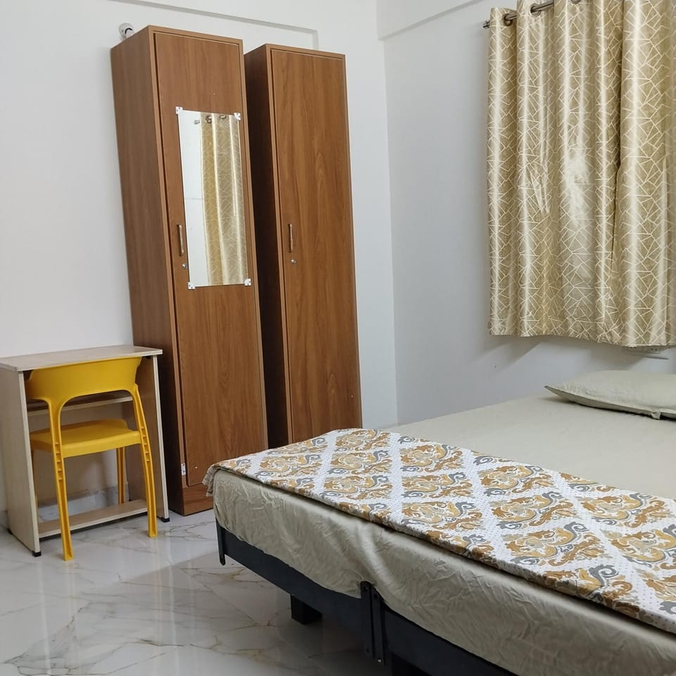 Happy Days Private Rooms With Attached Balcony Bed and Breakfast in Bengaluru