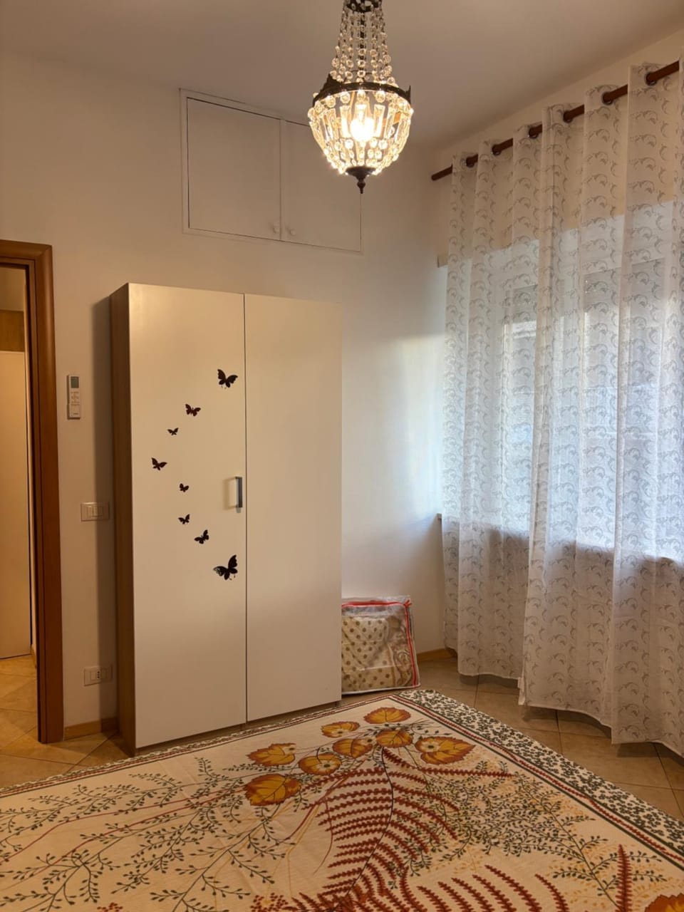 Bedroom, wardrobe