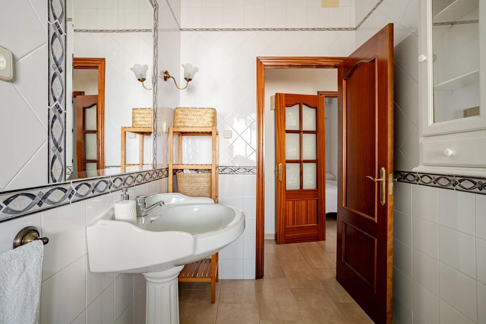 El Andén - Piscina privada - Cerca de Sevilla House in Sierra Norte de Sevilla