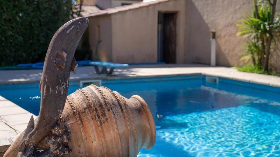 Villa & Pool in Saint-Julien, 10 minutes from Sausset Villa in Sausset-les-Pins