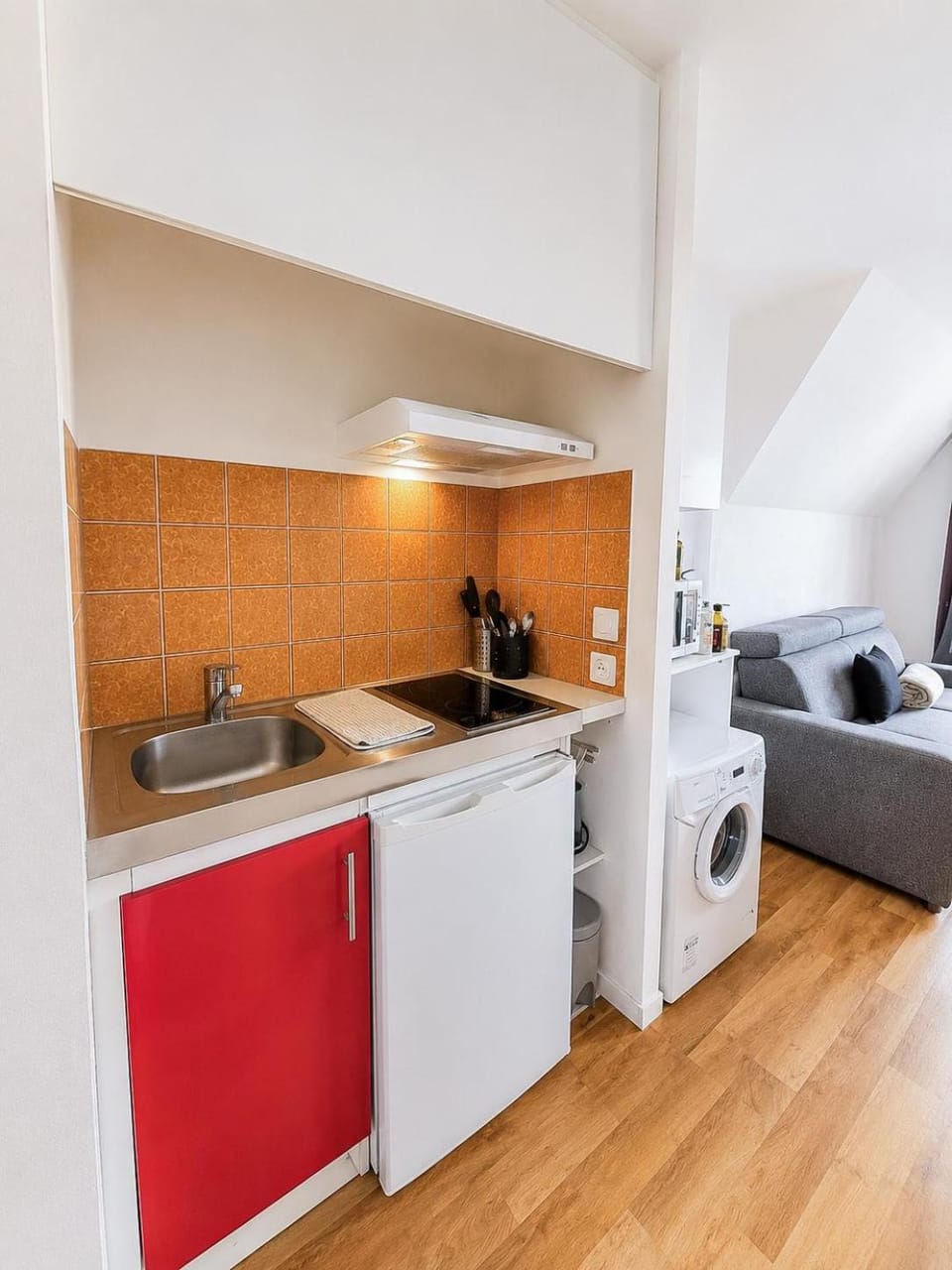 Kitchen or kitchenette