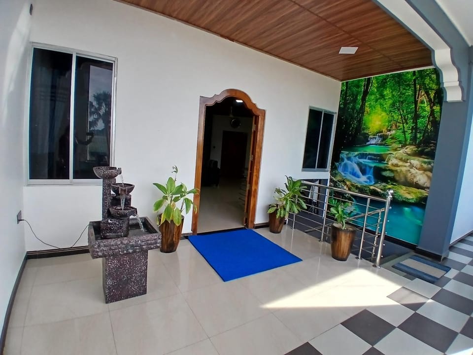 Uthaya Guest House Hotel in Sri Lanka